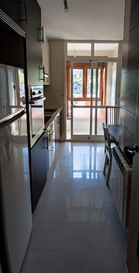 Apartamento Dos Habitaciones Exterior Y Bien Comunicado San Salvador de Poio Buitenkant foto